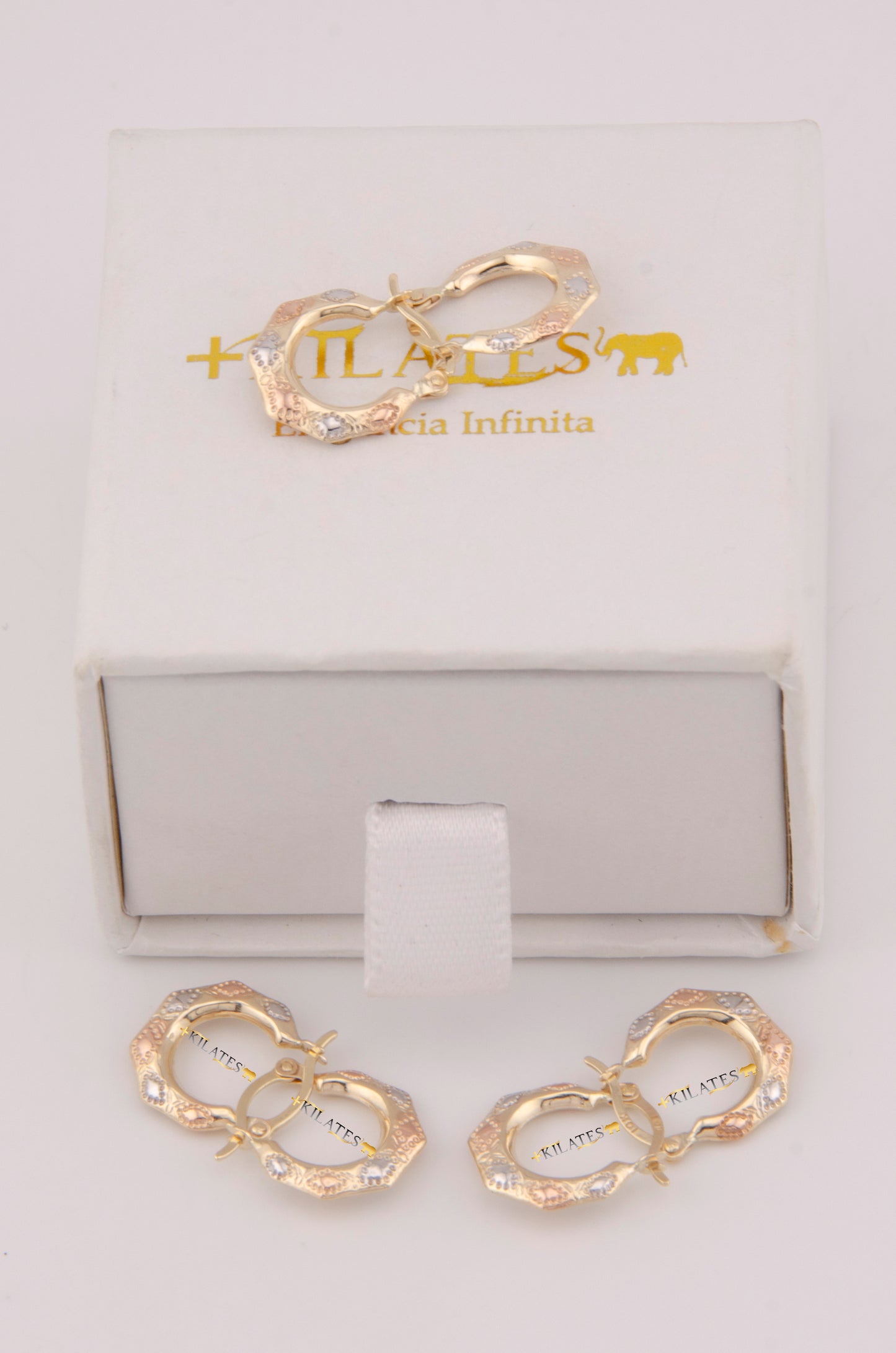 "ARGOLLA PEQUEÑAS PARA NIÑA ESTILO 3 OROS. ORO 1OK #775-3892"