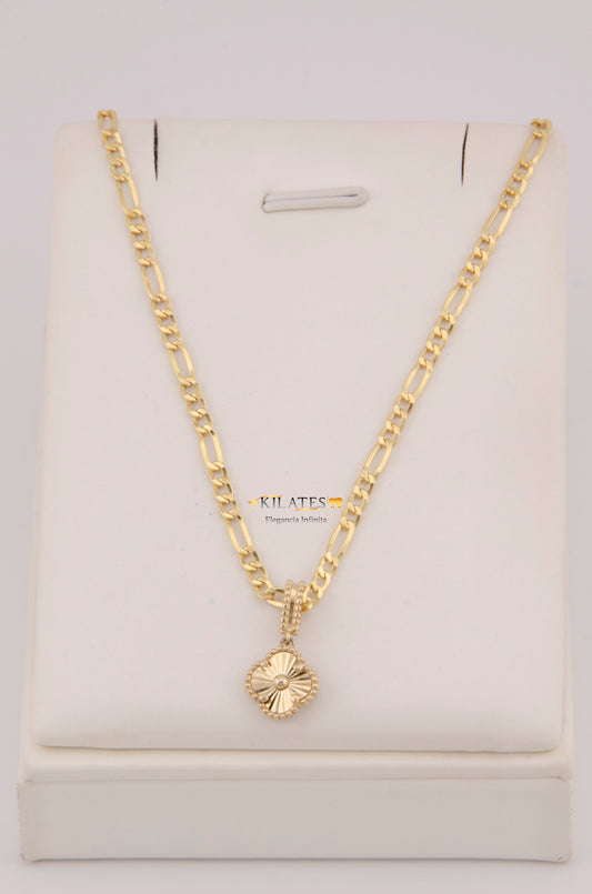 "CADENA DE 50CM PARA DAMA ESTILO 3+1 CON DIJE DE TREBOL DORADO. ORO 10K #775-3908"