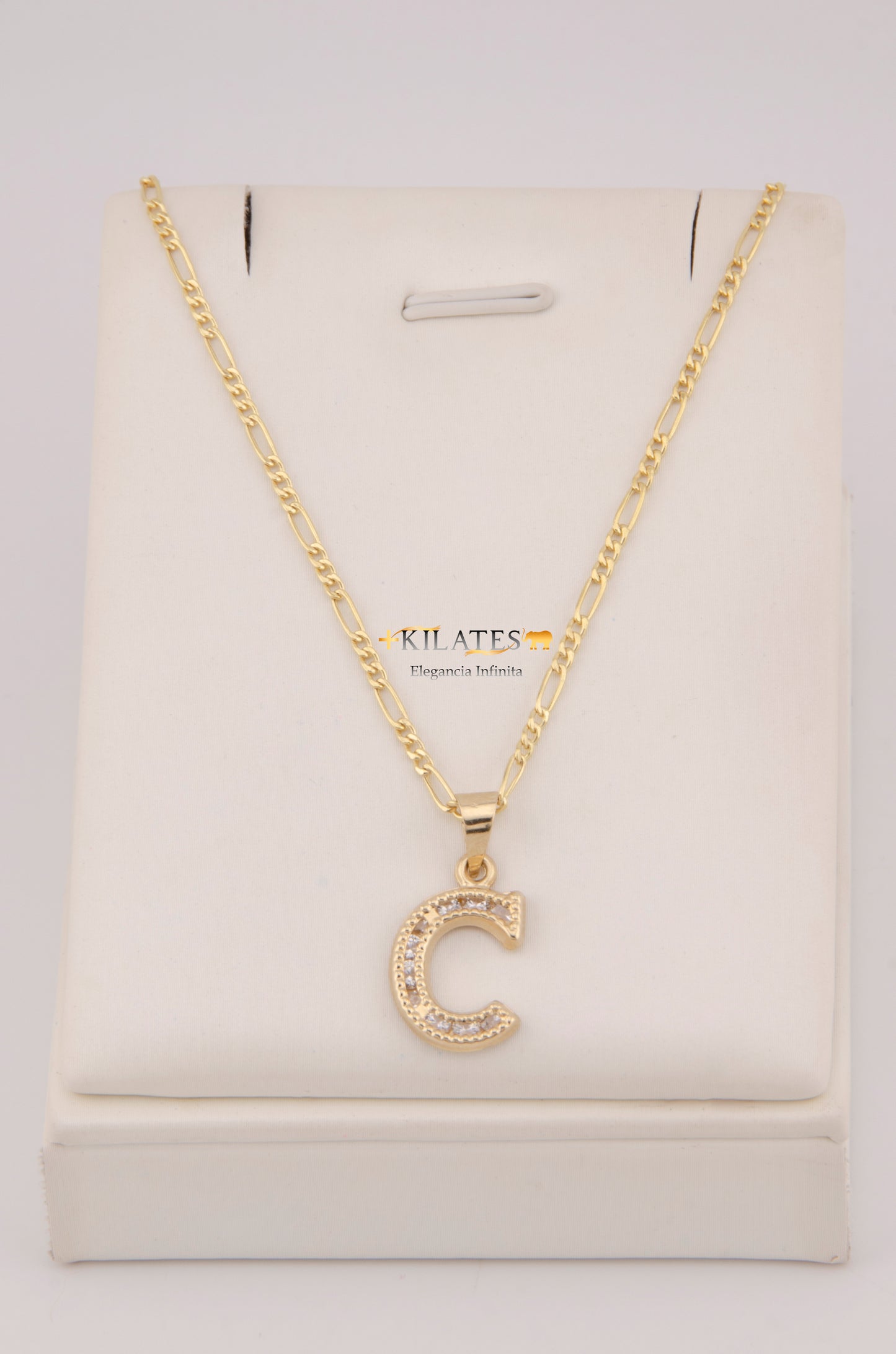 " CADENA DE 50CM PARA DAMA ESTILO 3+1 CON INICIAL C Y ZIRCONIAS BLANCAS . ORO 10K #775-3925"
