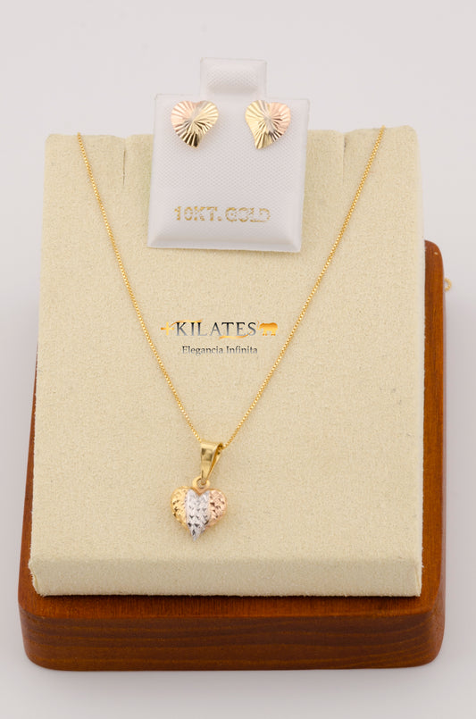 "SET PARA MUJER CADENA ESTILO FINITA  CON DIJE DE CORAZON Y ARETES. ORO 10K #775-2407"