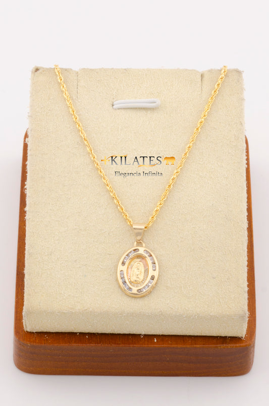 "CADENA DE 50CM PARA ADULTO ESTILO LAZO CON DIJE DE LA VIRGEN OVALADO MEDIANO CON ZIRCONIA BLANCA. ORO 10K #775-2754"