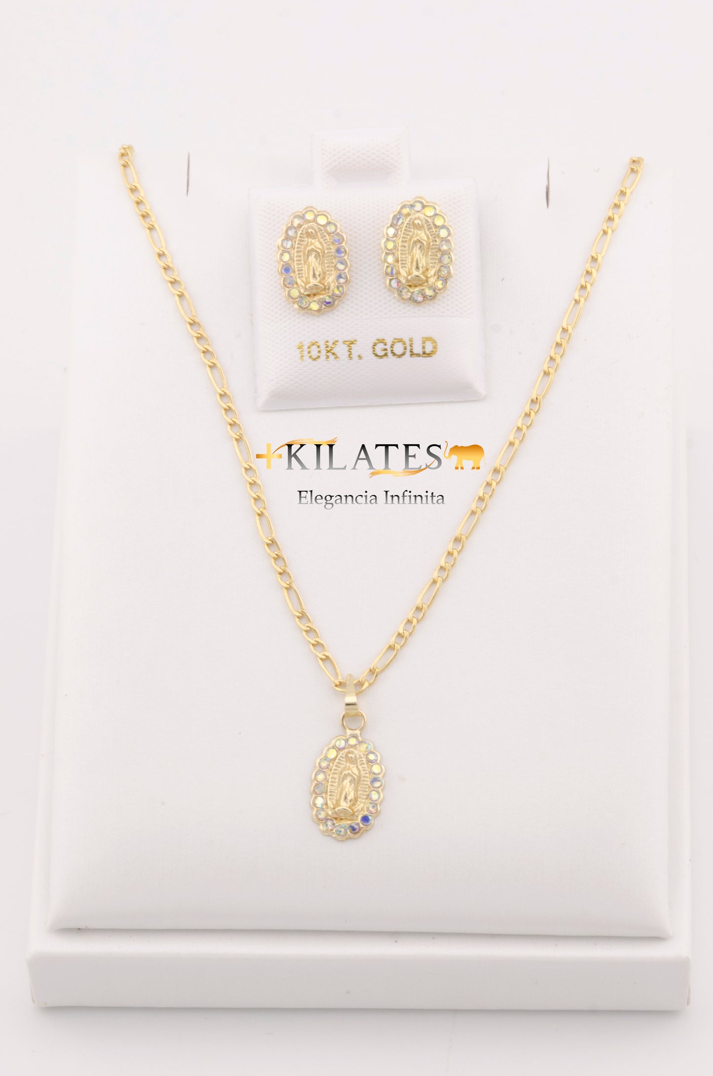 "SET PARA MUJER DE CADENA DE 50CM ESTILO 3+1 CON DIJE DE LA VIRGEN CON ZIRCONIA TORNASOL Y ARETES. ORO 10K #775-2834"