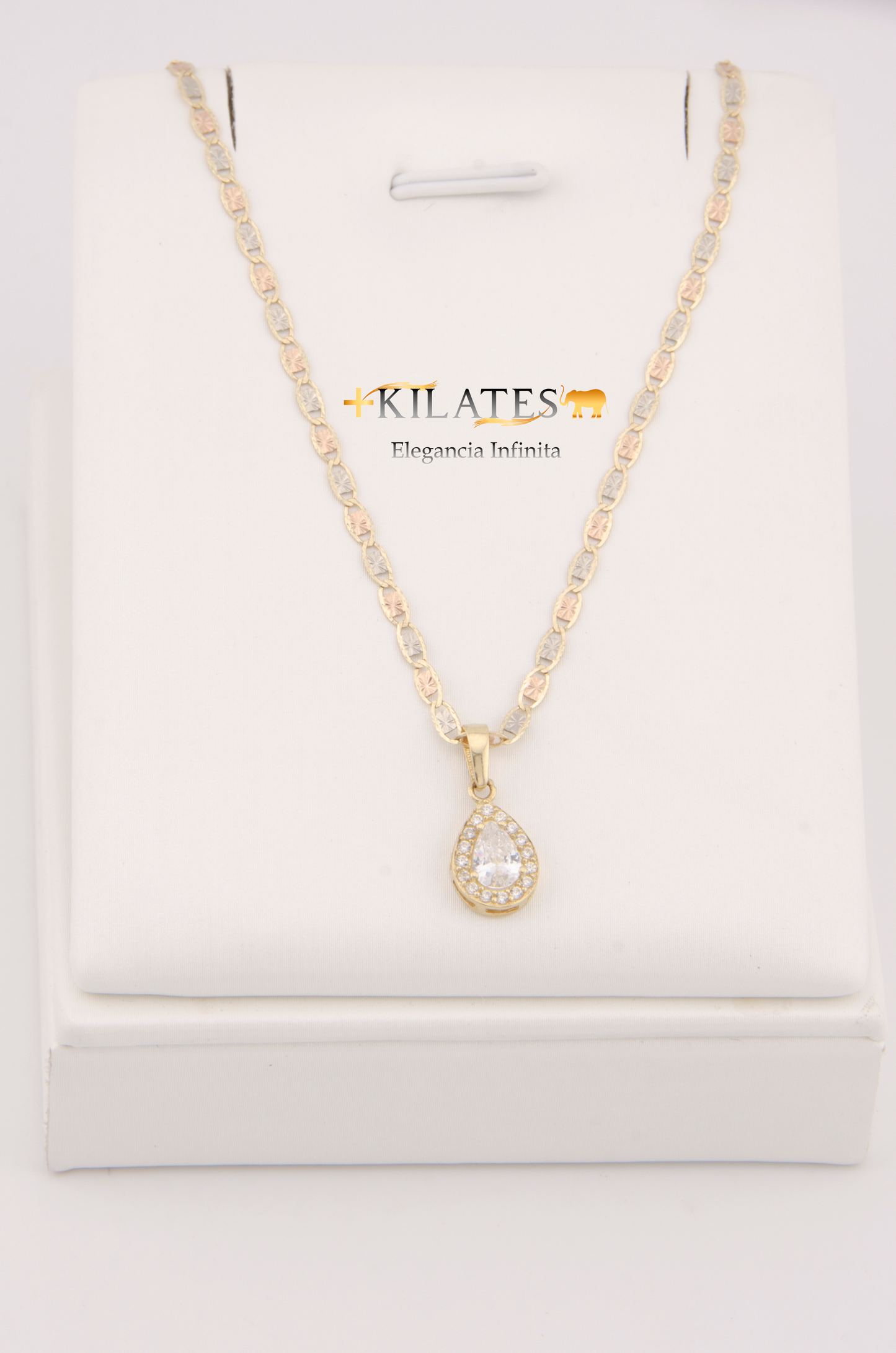 "CADENA DE 50CM PARA ADULTO ESTILO 3 OROS CON DIJE DE PLACA DE GOTA CON ZIRCONIA BLANCA.ORO 10K #775-2896"