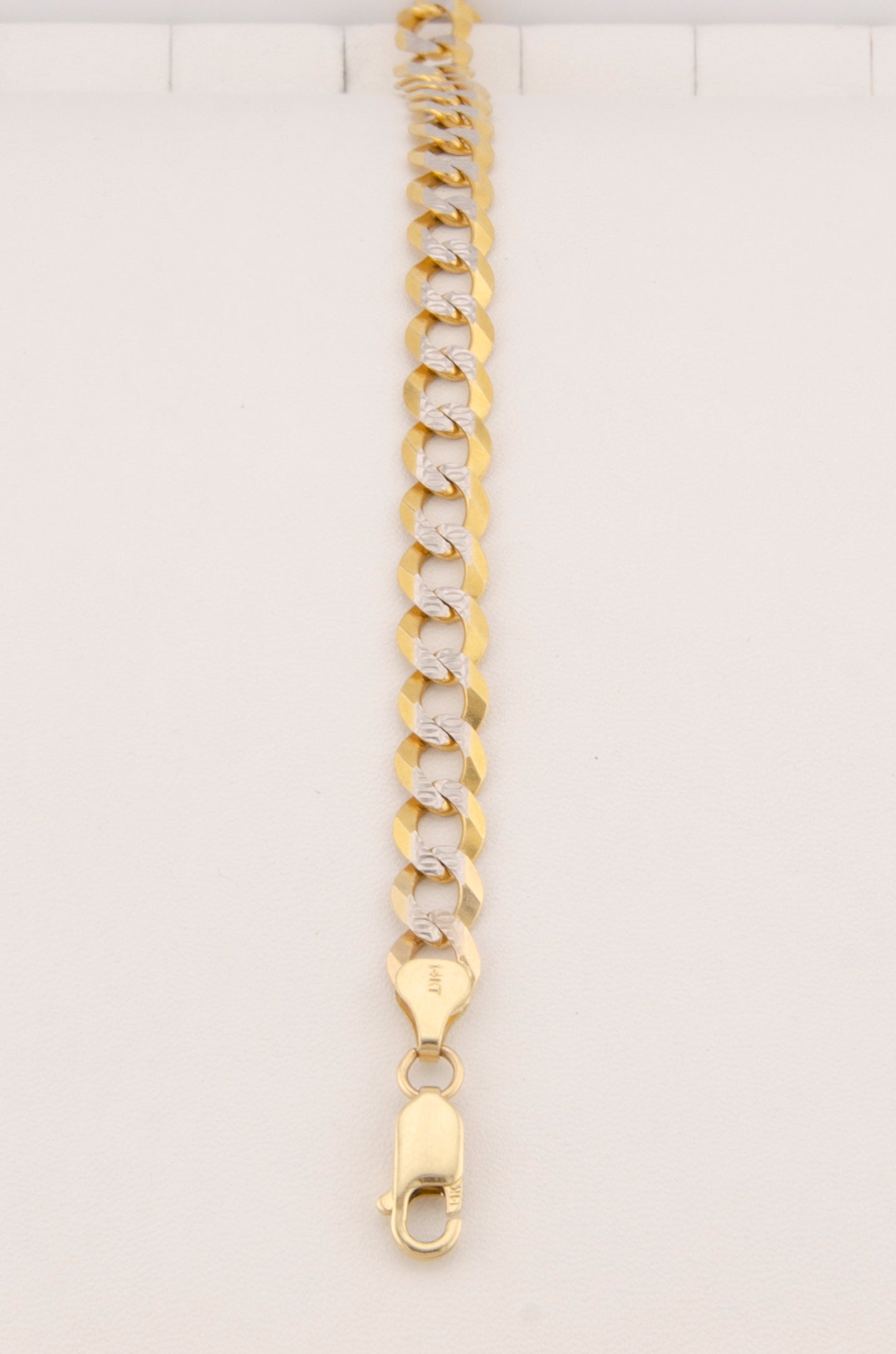 "PULSERA DE 20CM PARA ADULTO ESTILO CUBANA DIAMANTADA. ORO 14K #775-2903"