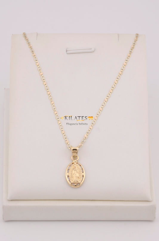 "CADENA PARA DAMA ESTILO 3 OROS CON DIJE OVALADO MEDIANO DE LA VIRGEN. ORO 10K #775-3620"