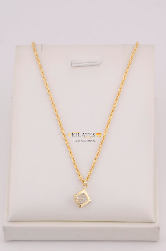 "CADENA PARA DAMA ESTILO LAZO CON DIJE CUADRADO CON ZIRCONIA BLANCA. ORO 10K #775-3694"