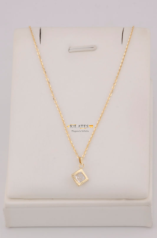" CADENA PARA DAMA  DE 50CM ESTILO CUADRADA SOLIDA CON DIJE CUADRADO CON ZIRCONIA BLANCA. ORO 10K #775-3784"