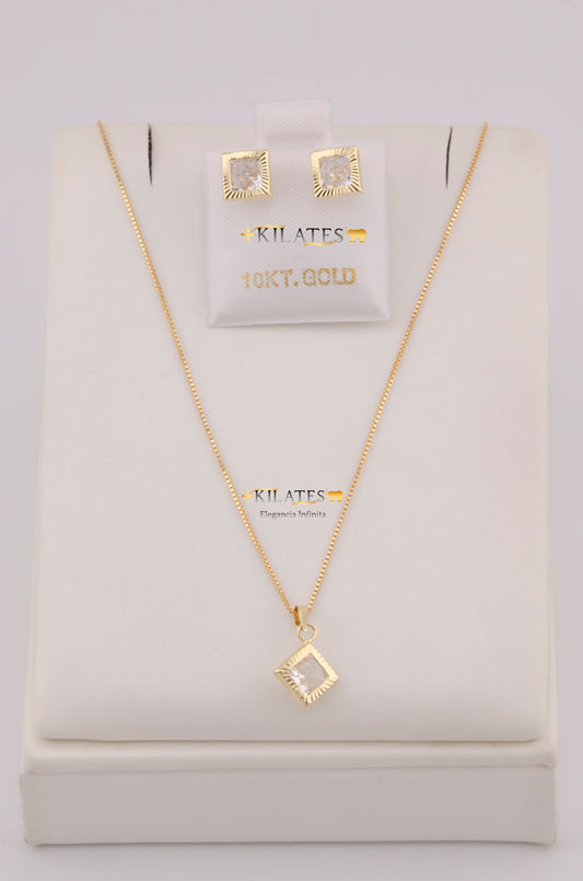 "SET DE CADENA ESTILO FINITA DE 50CM PARA DAMA  CON DIJE Y ARETES DE  CUADRADO CON ZIRCONIA BLANCA. ORO 10K #775-3807"