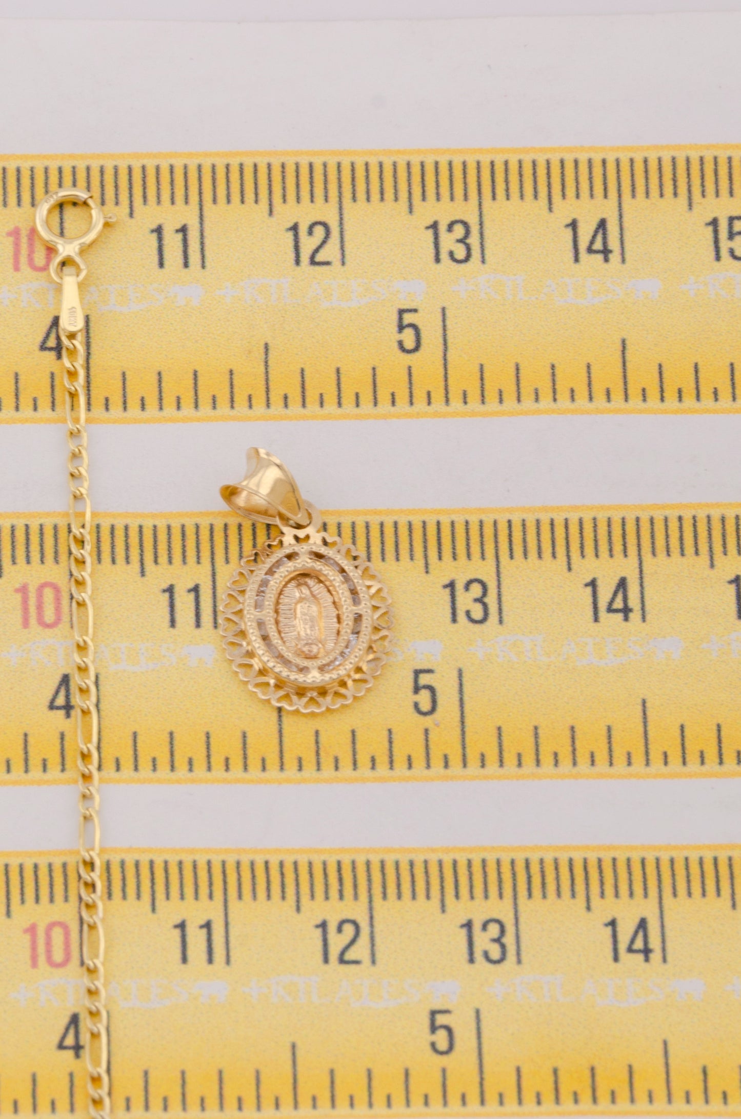"CADENA PARA DAMA ESTILO 3+1  CON PLACA DE LA VIRGEN. ORO 10K #775-3813"