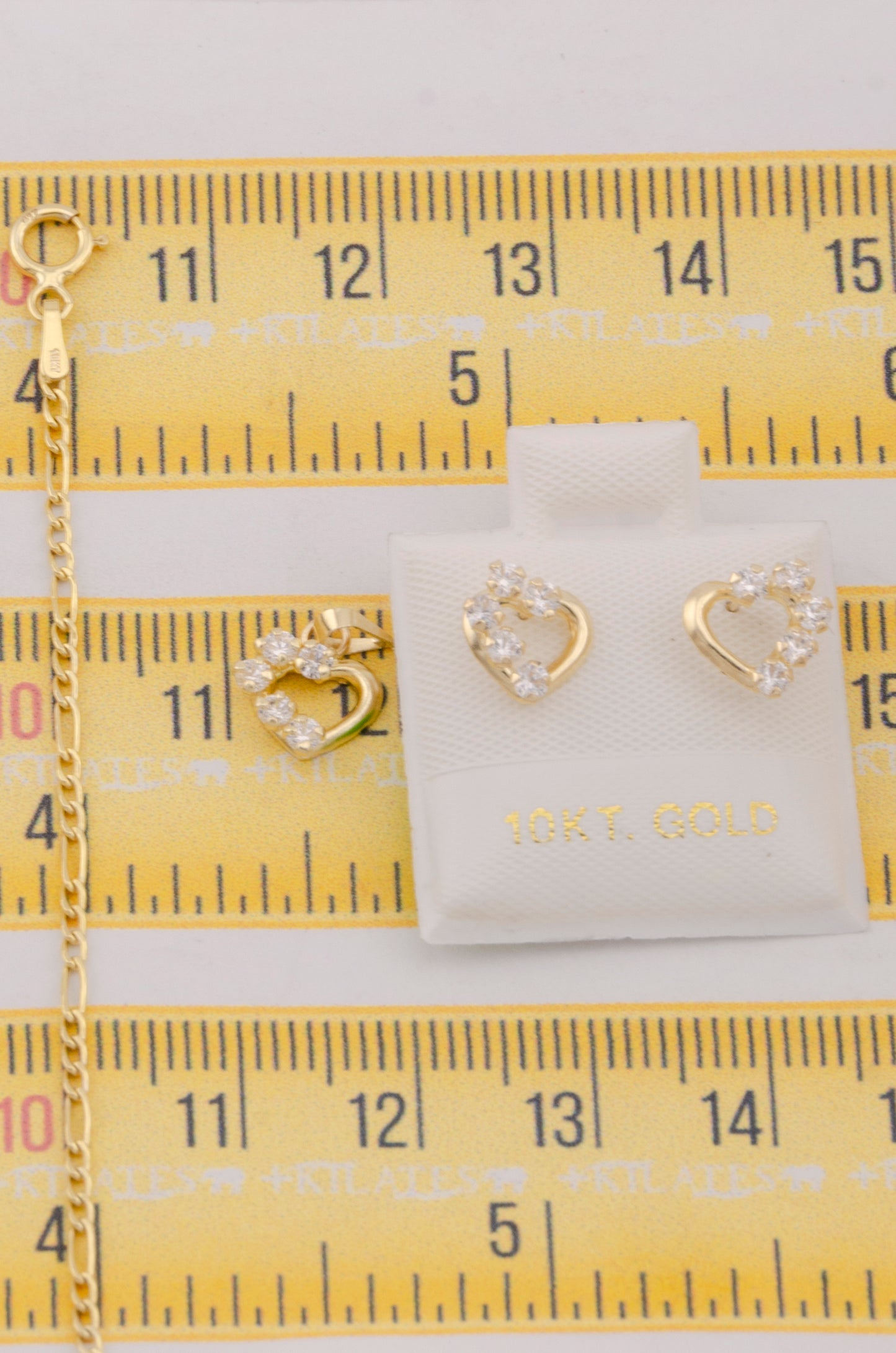 "SET DE CADENA ESTILO 3+1 DE 50CM PARA DAMA  CON DIJE Y ARETES DE CORAZON CON  ZIRCONIA BLANCA. ORO 10K #775-3815"