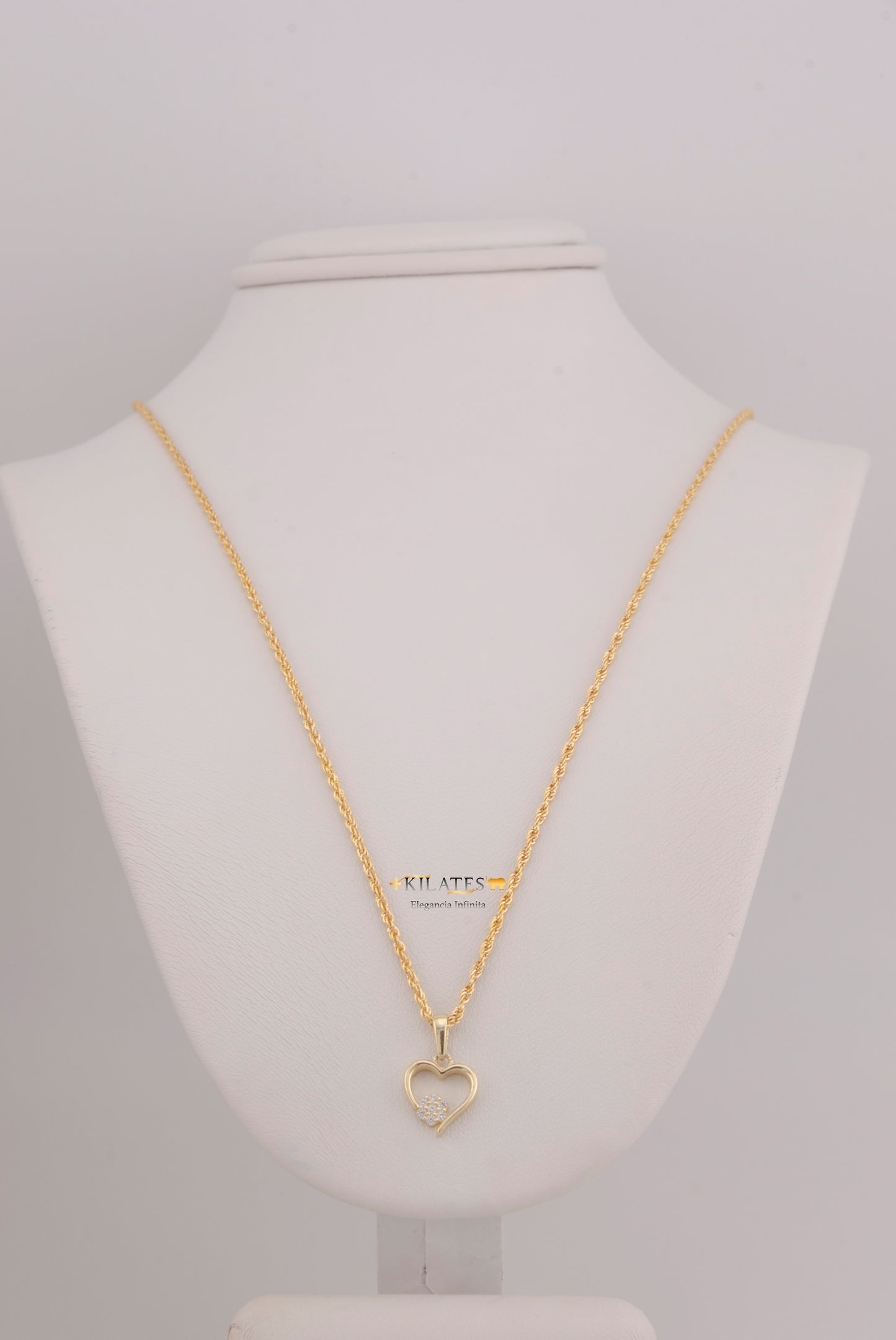 "CADENA DE 50CM PARA DAMA ESTILO LAZO CON DIJE DE CORAZON CON ZIRCONIA BLANCA. ORO 10K #775-3833"