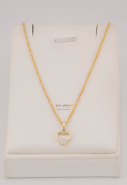 "CADENA DE 50CM PARA DAMA ESTILO LAZO CON DIJE DE CORAZON CON ZIRCONIA BLANCA. ORO 10K #775-3833"
