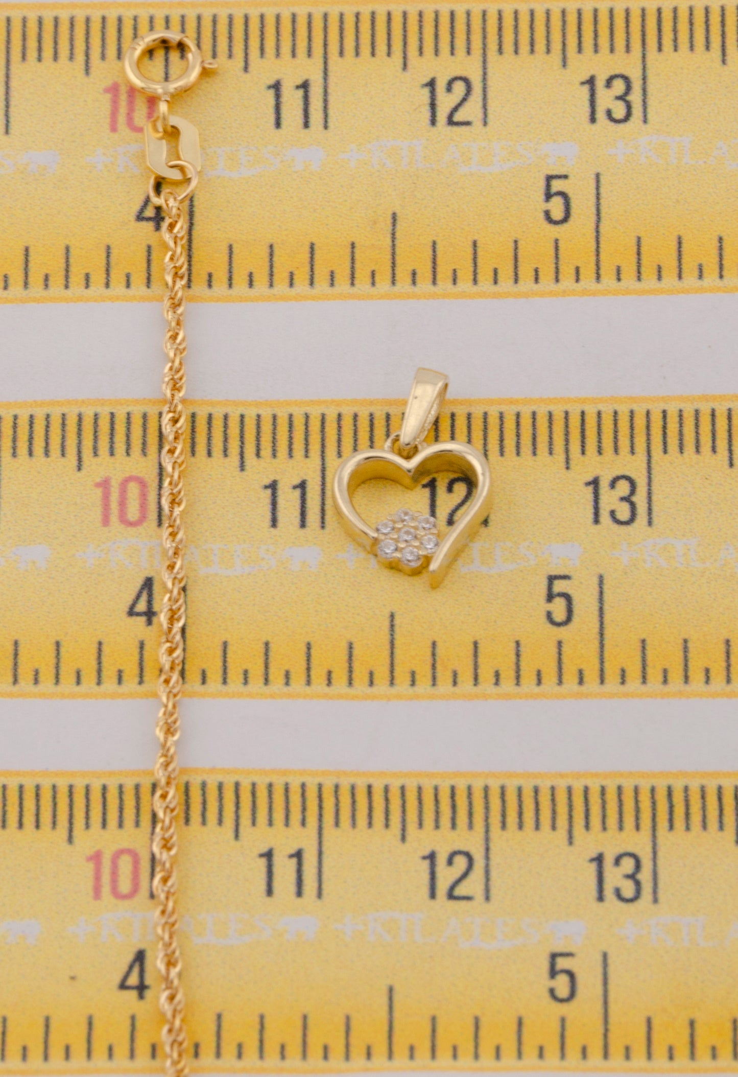 "CADENA DE 50CM PARA DAMA ESTILO LAZO CON DIJE DE CORAZON CON ZIRCONIA BLANCA. ORO 10K #775-3833"