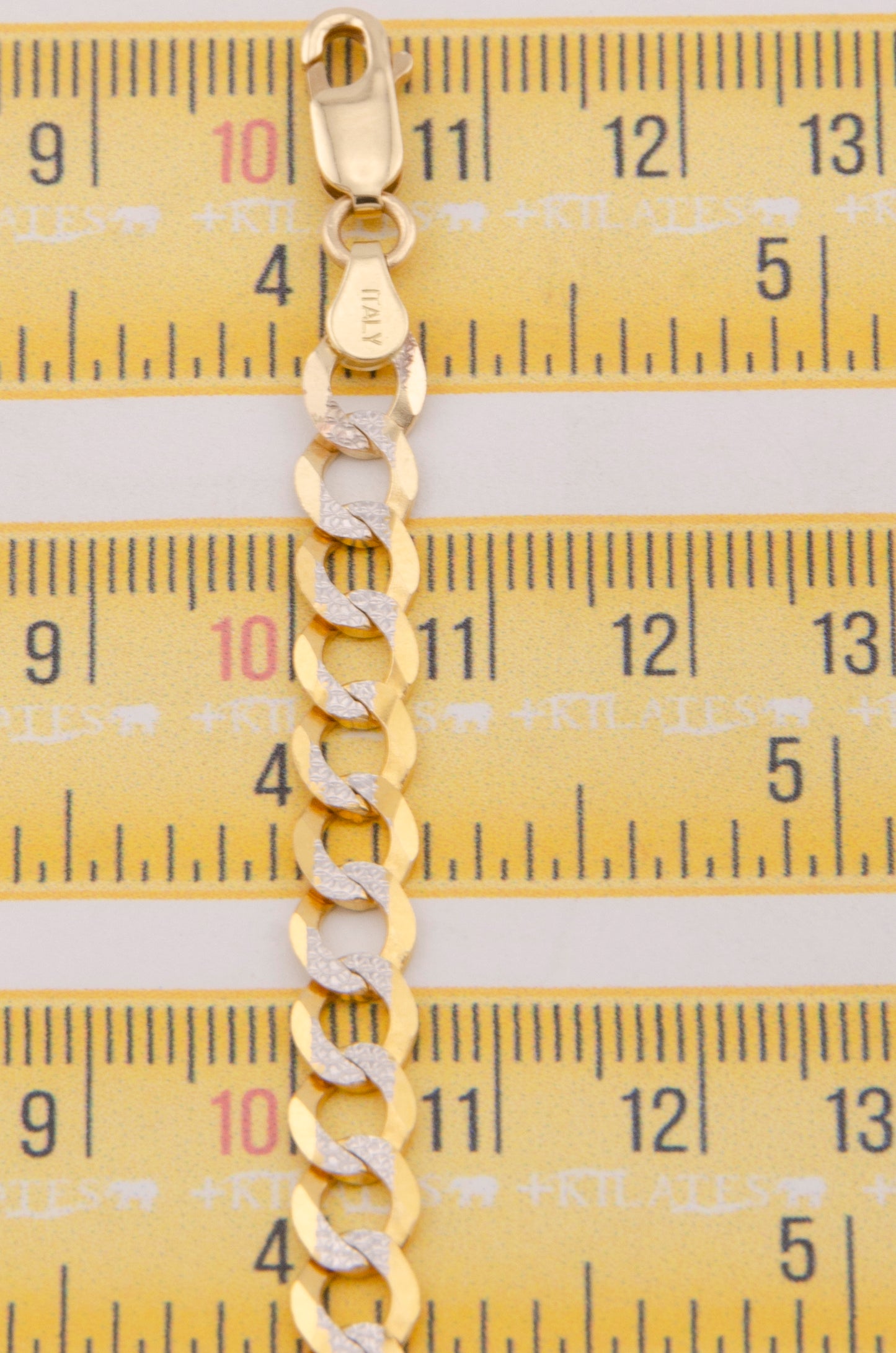 "PULSERA PARA ADULTO DE 21 CM ESTILO CUBANA DIAMANTADA SOLIDA. ORO 10K #775-3852"
