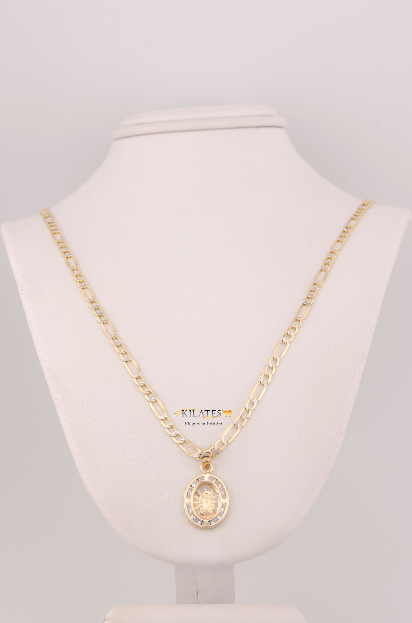 "CADENA DE 50CM PARA DAMA ESTILO 3+1 DIAMANTADA CON DIJE OVALADO DE LA VIRGEN JESUCRISTO.  ORO 10K #775-3898"
